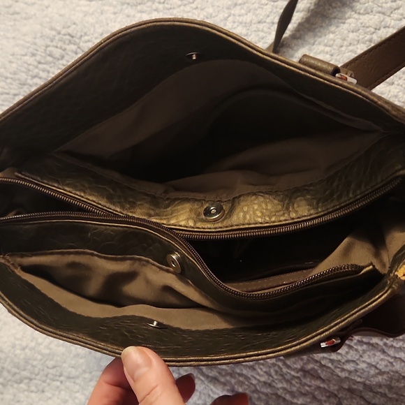 Rosetti Handbag - Picture 3 of 4